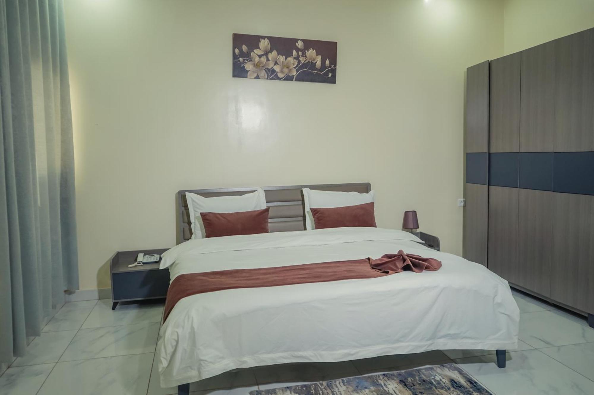 Urban Hotel Нуакшот Екстер'єр фото