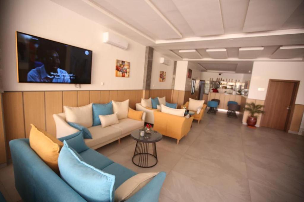 Urban Hotel Нуакшот Екстер'єр фото